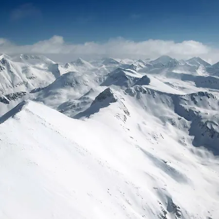 Royal Park Bansko, Private Within The Complex *